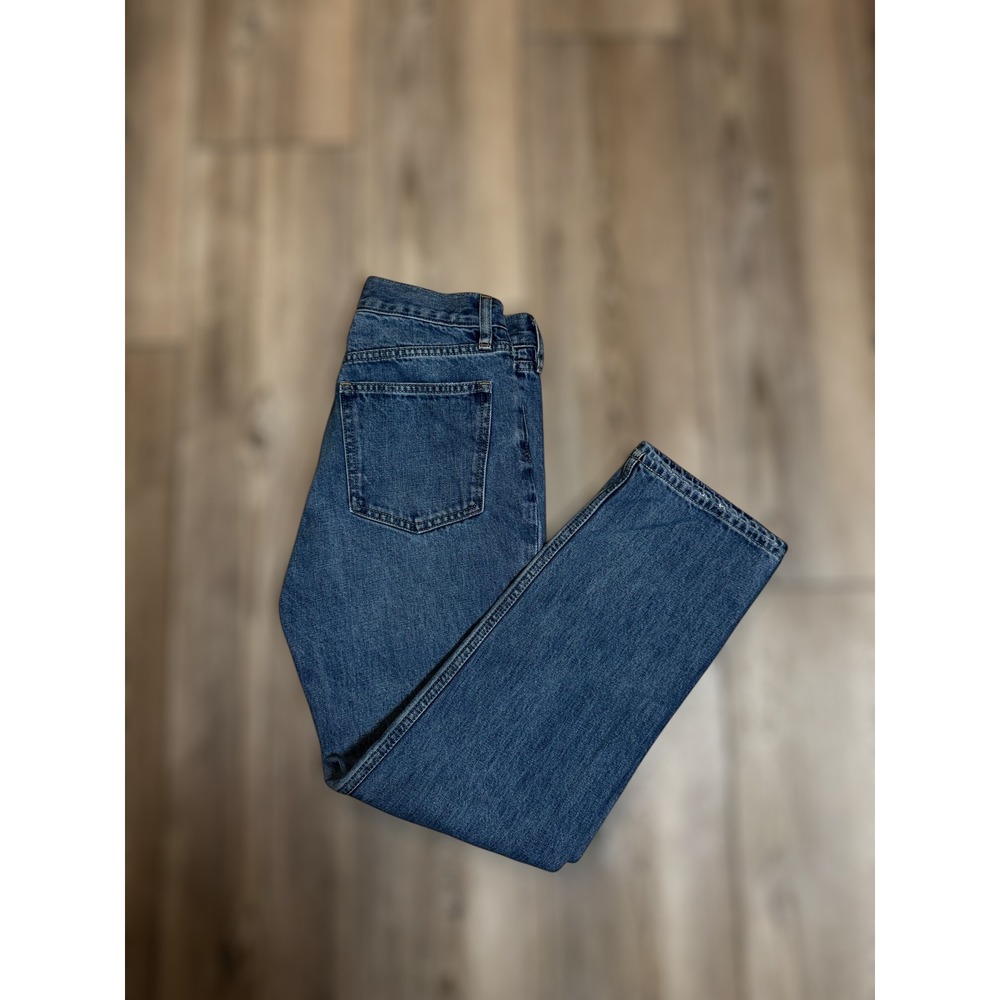 GAP Women 26 2P Chic 90s Straight High Rise Medium Wash Denim Button Fly‎ Jeans